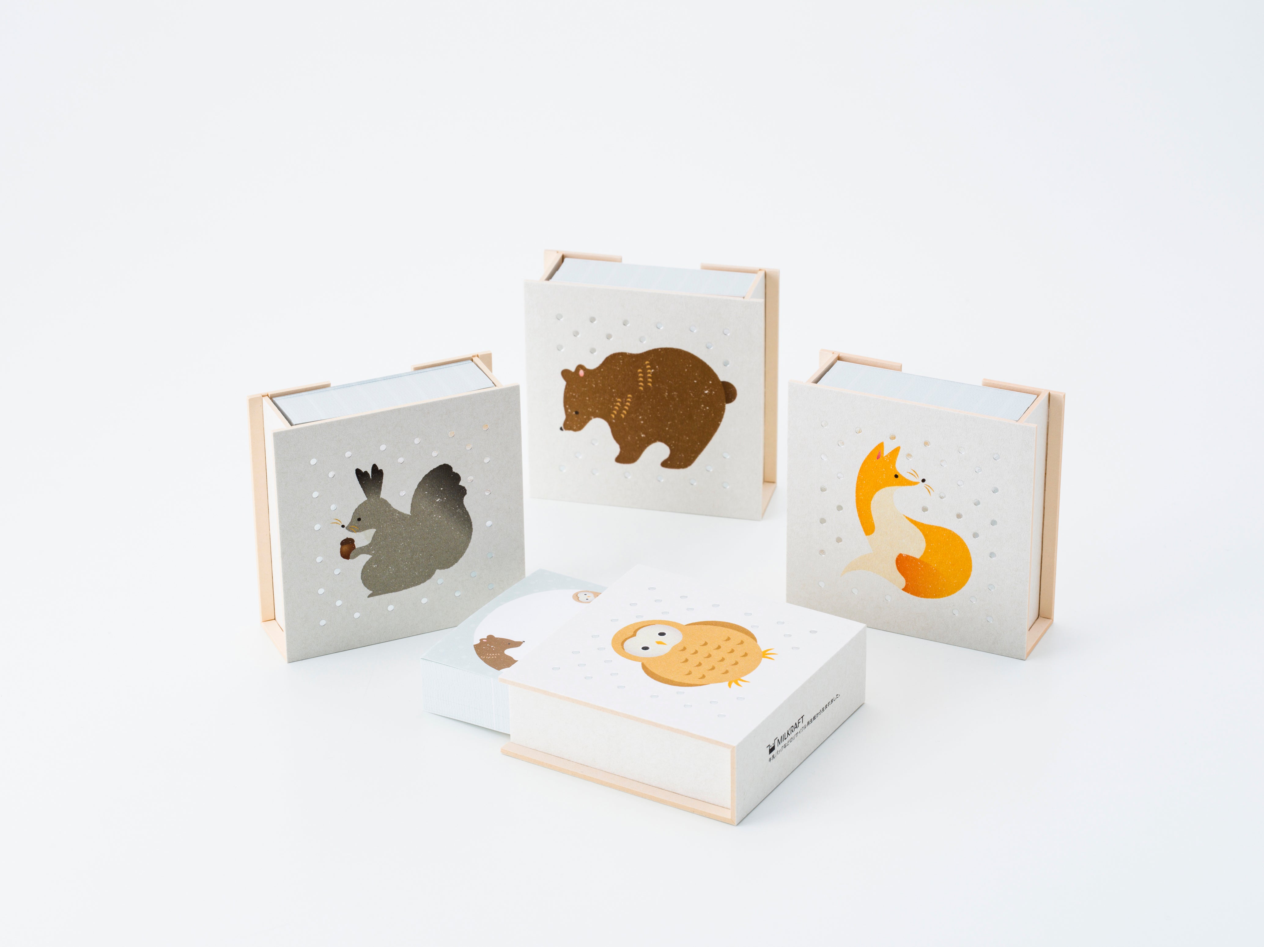 紙箱のメモパッド – ハコラピ by MORITA